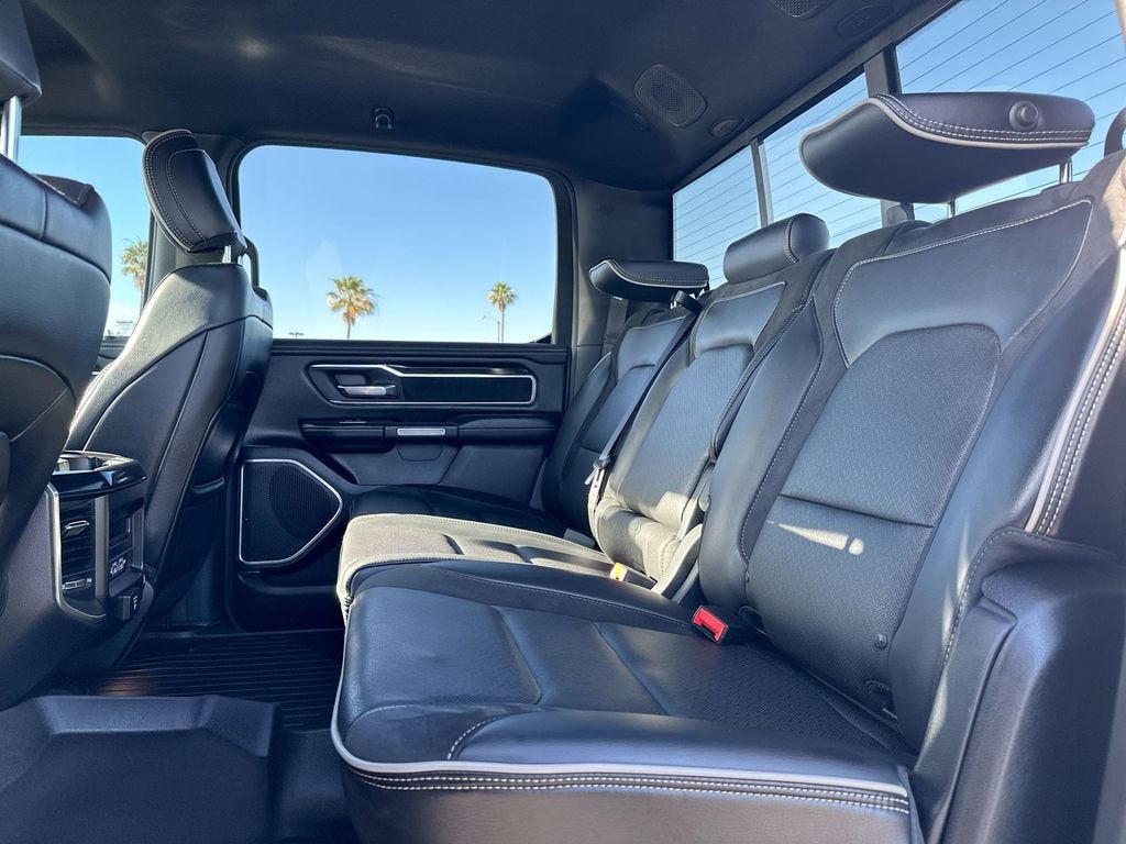 2019 RAM 1500 Laramie Crew Cab 4x4 5'7" Box