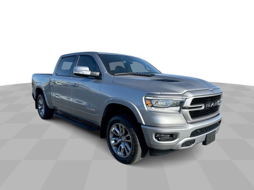 2019 RAM 1500 Laramie Crew Cab 4x4 5'7" Box