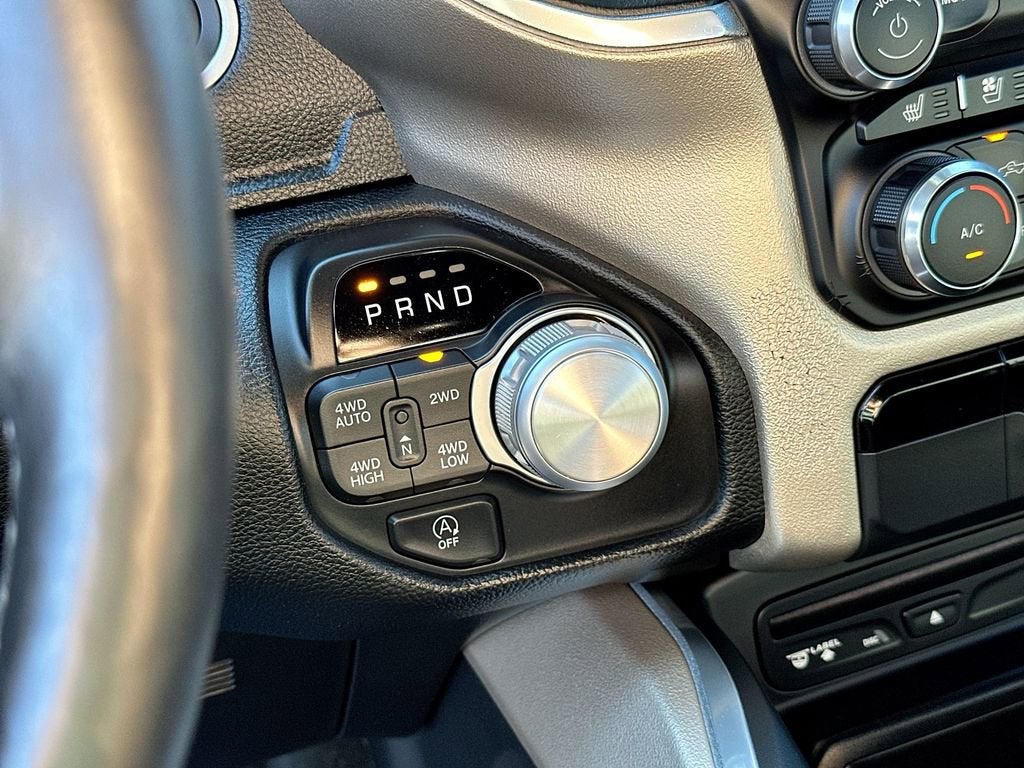 2019 RAM 1500 Laramie Crew Cab 4x4 5'7" Box