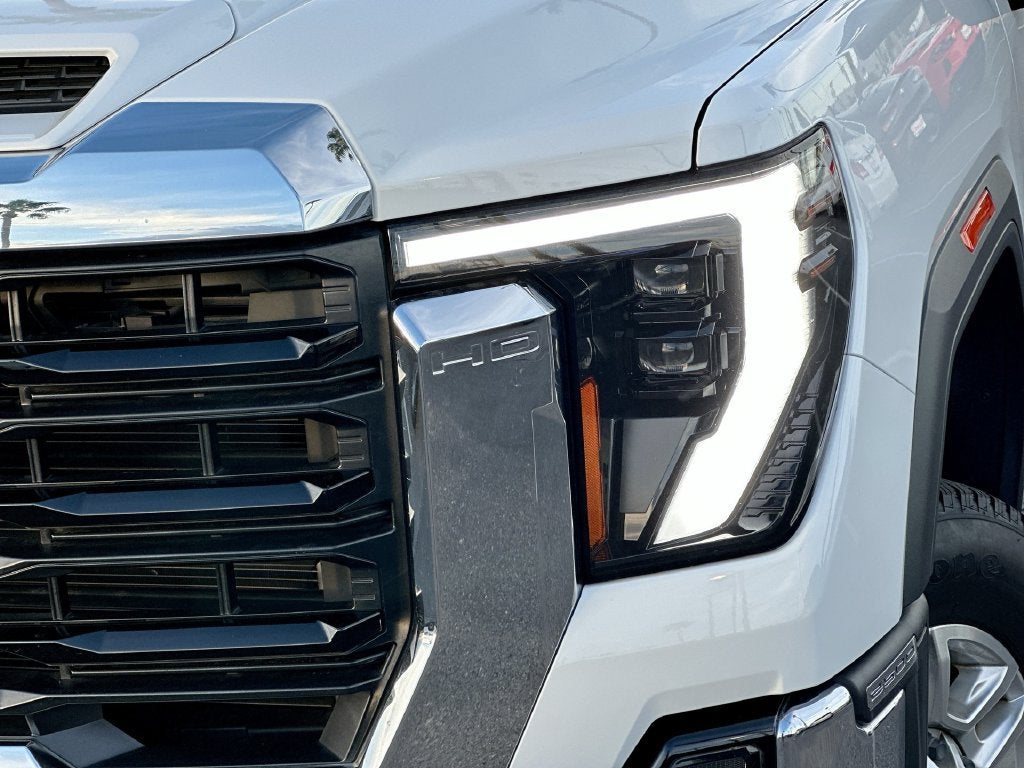 2025 GMC Sierra 2500 HD Pro