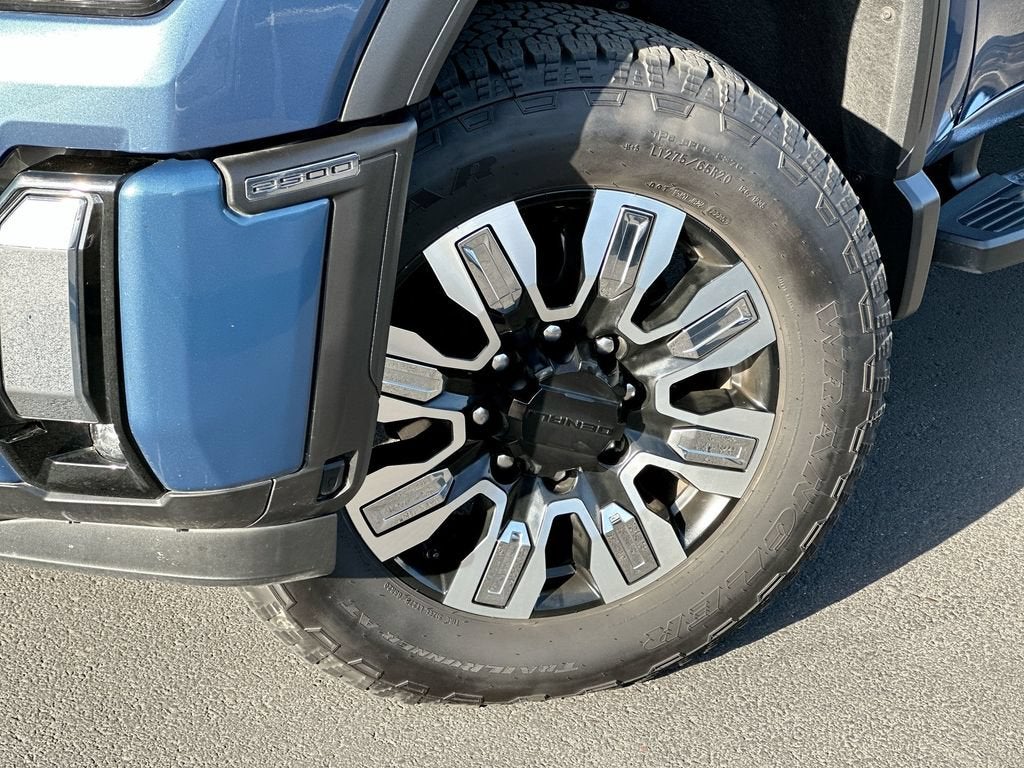 2025 GMC Sierra 2500 HD Denali