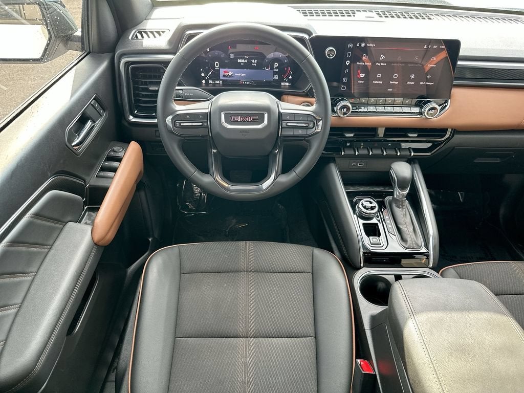 2025 GMC Canyon AT4