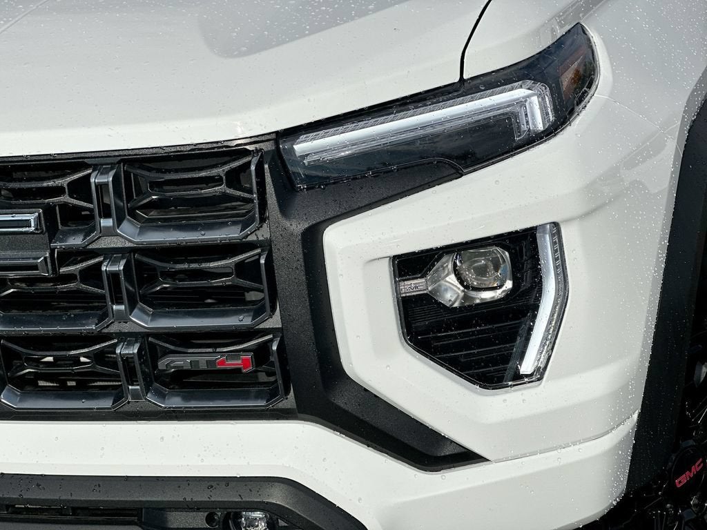 2025 GMC Canyon AT4