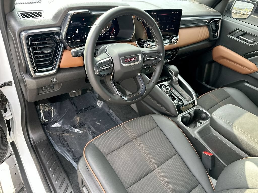 2025 GMC Canyon AT4