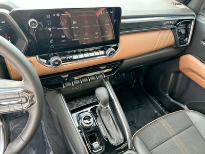 2025 GMC Canyon AT4