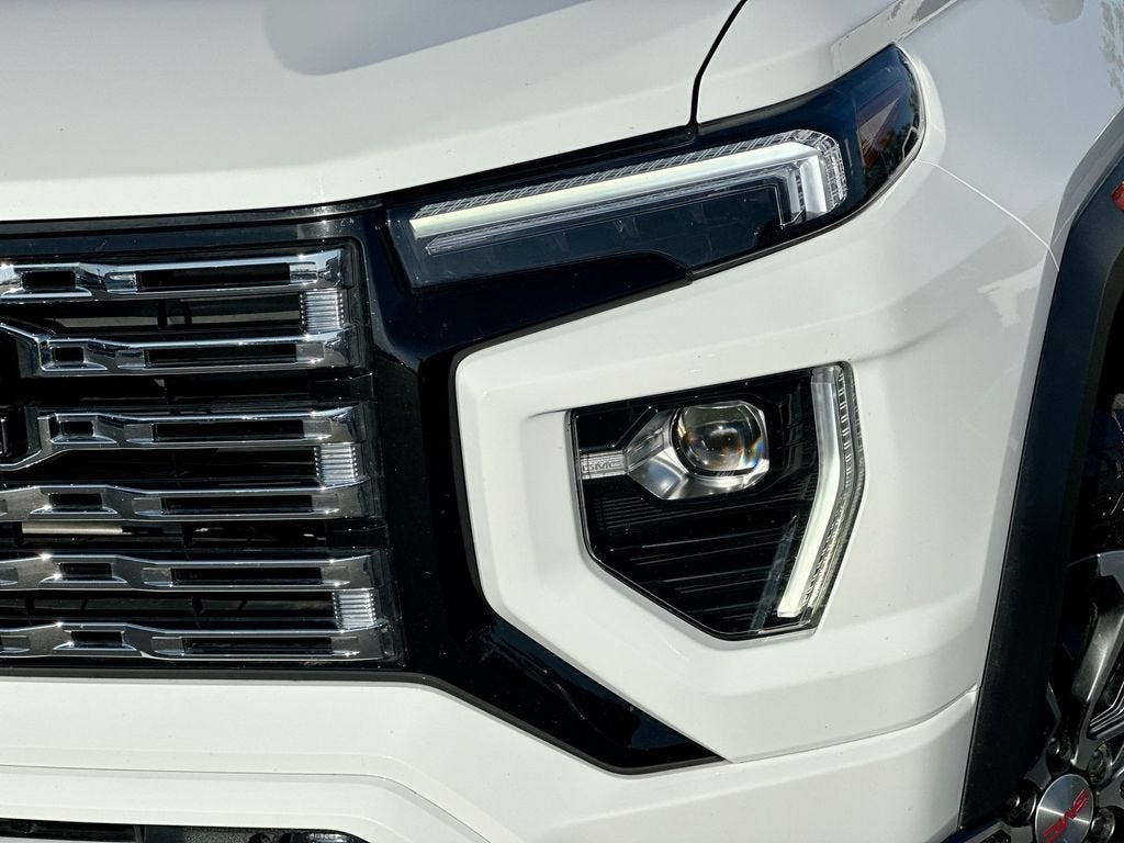 2023 GMC Canyon Denali