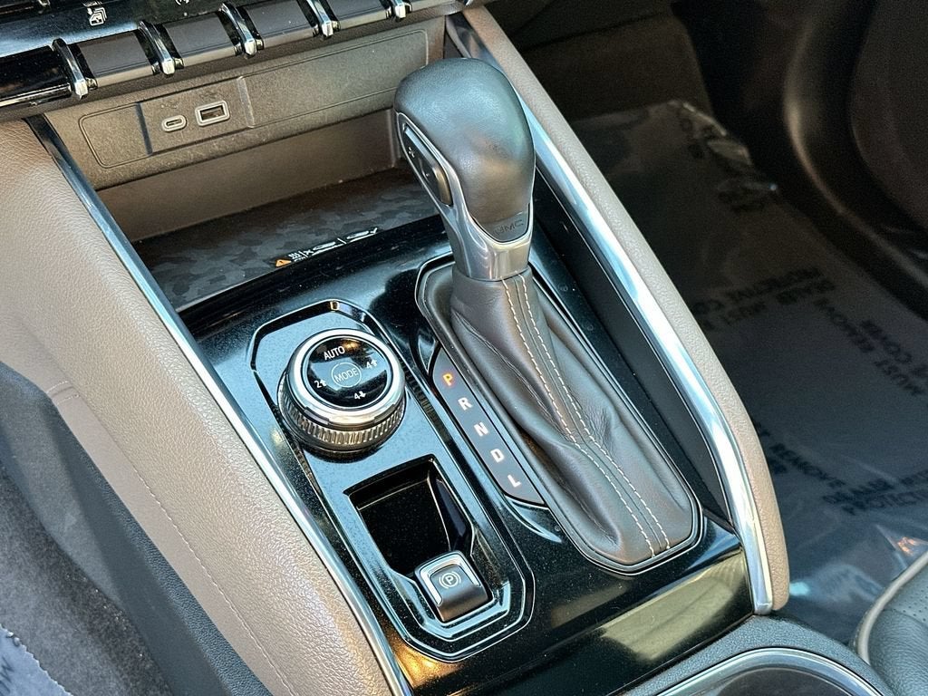 2023 GMC Canyon Denali