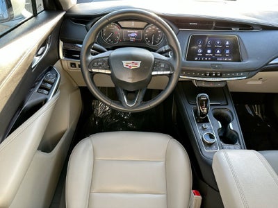 2022 Cadillac XT4 FWD Luxury