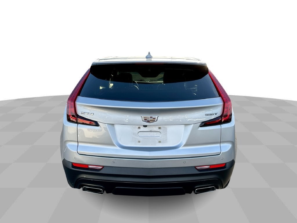 2022 Cadillac XT4 FWD Luxury