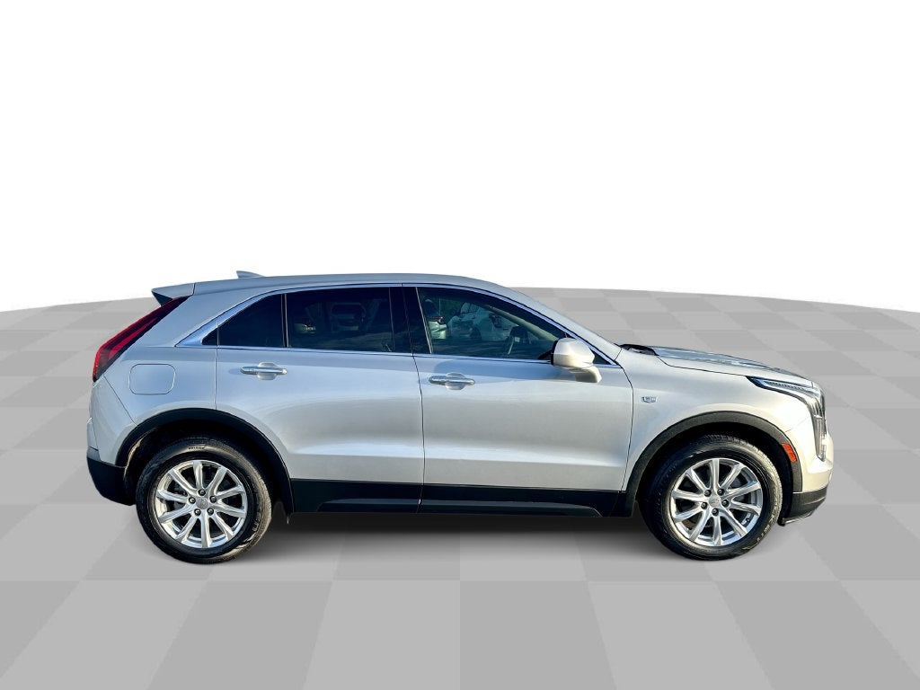 2022 Cadillac XT4 FWD Luxury