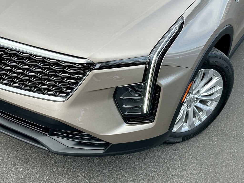 2024 Cadillac XT4 Luxury