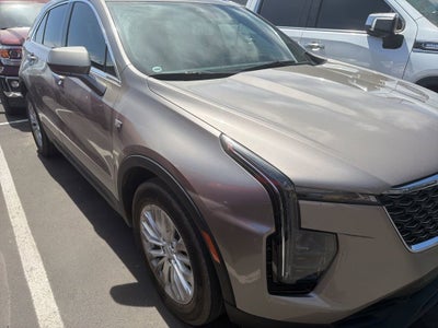 2024 Cadillac XT4 Luxury
