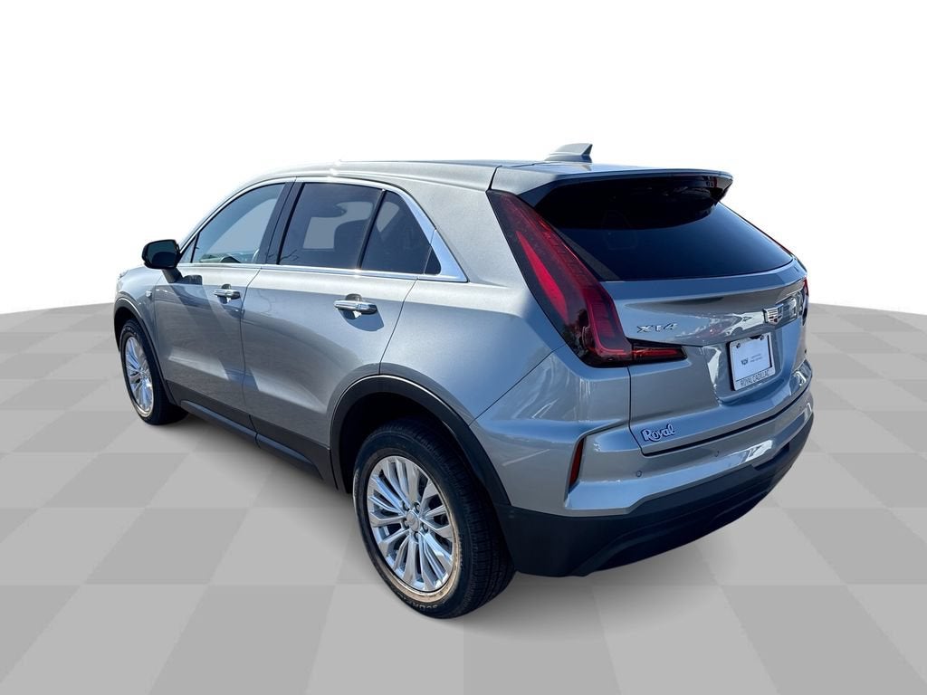 2024 Cadillac XT4 Luxury