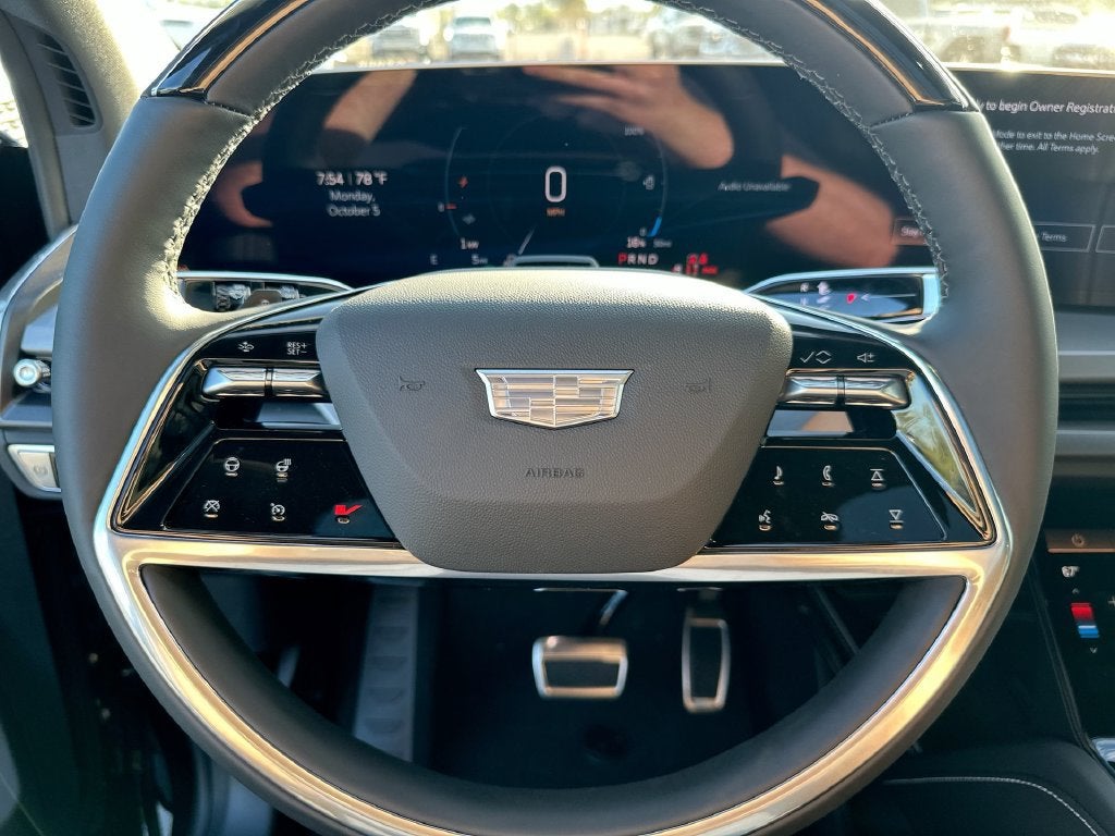 2027 Cadillac VISTIQ Luxury