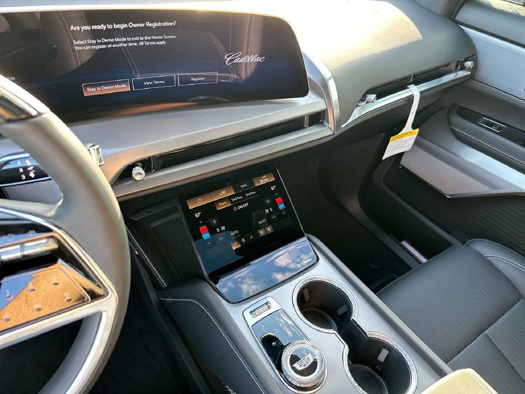 2027 Cadillac VISTIQ Luxury