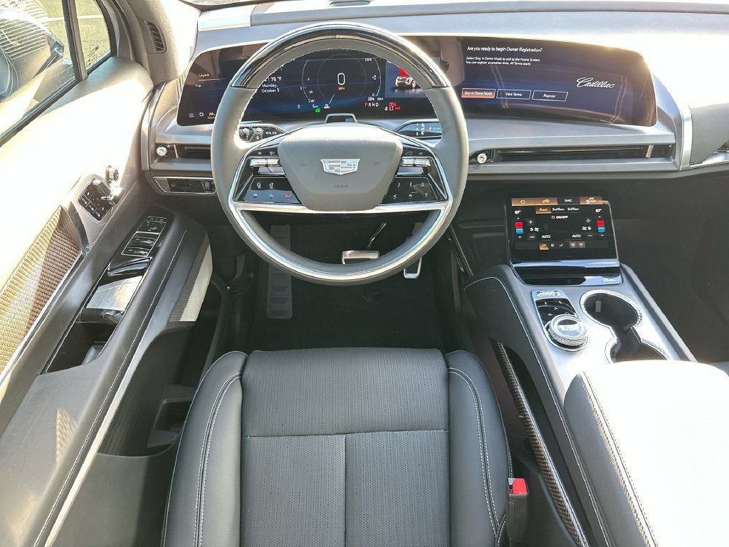 2027 Cadillac VISTIQ Luxury