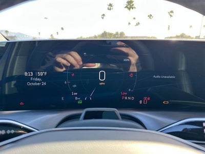 2026 Cadillac VISTIQ Luxury