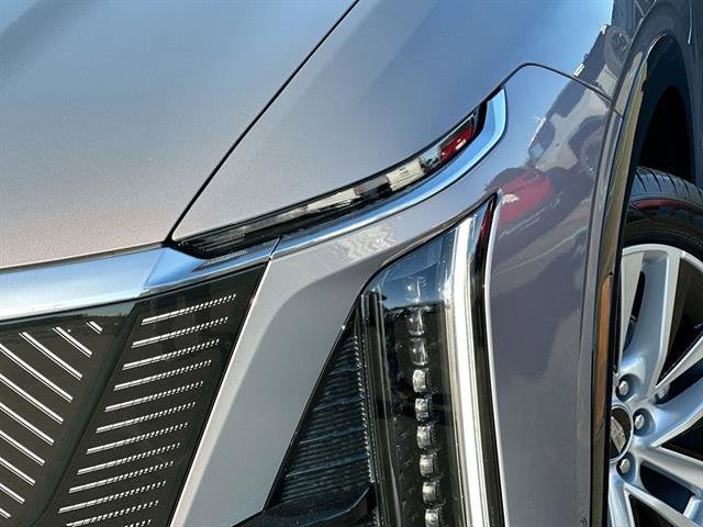 2026 Cadillac VISTIQ Luxury