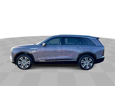 2026 Cadillac VISTIQ Luxury