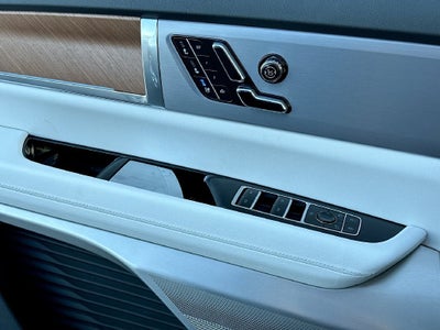 2027 Cadillac VISTIQ Luxury