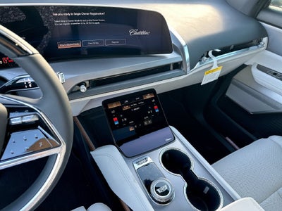 2027 Cadillac VISTIQ Luxury