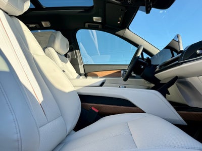 2027 Cadillac VISTIQ Luxury