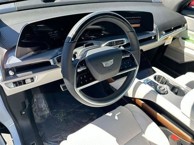 2026 Cadillac VISTIQ Sport