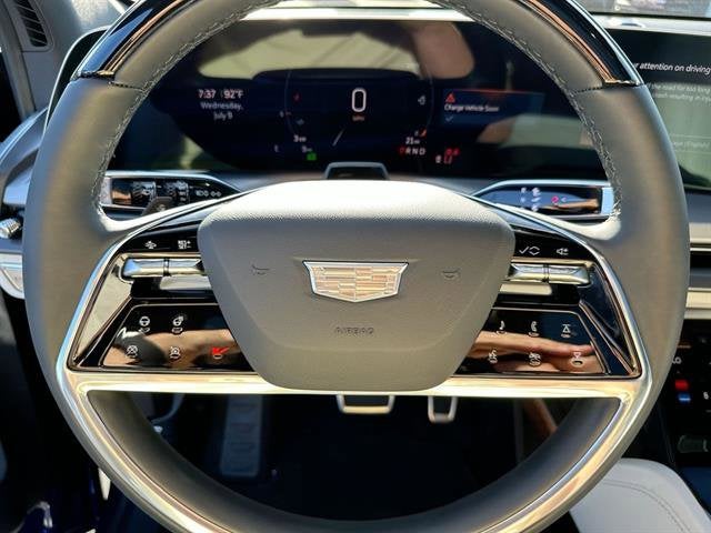 2026 Cadillac VISTIQ Sport