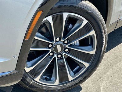 2026 Cadillac VISTIQ Sport