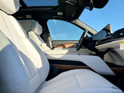 2027 Cadillac VISTIQ Sport