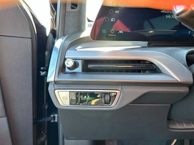 2026 Cadillac VISTIQ Platinum