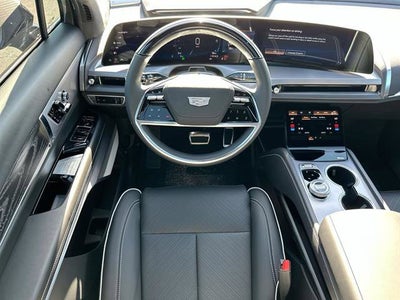 2026 Cadillac VISTIQ Platinum