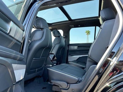 2026 Cadillac VISTIQ Platinum