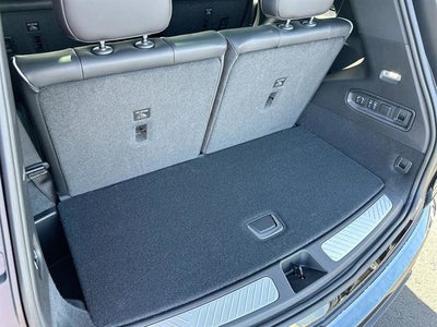 2026 Cadillac VISTIQ Platinum