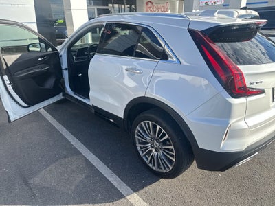 2024 Cadillac XT4 Premium Luxury