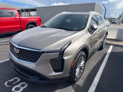 2025 Cadillac XT4 Premium Luxury