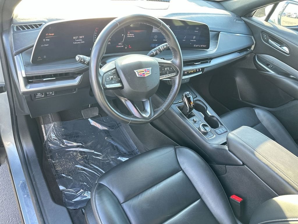 2025 Cadillac XT4 Premium Luxury