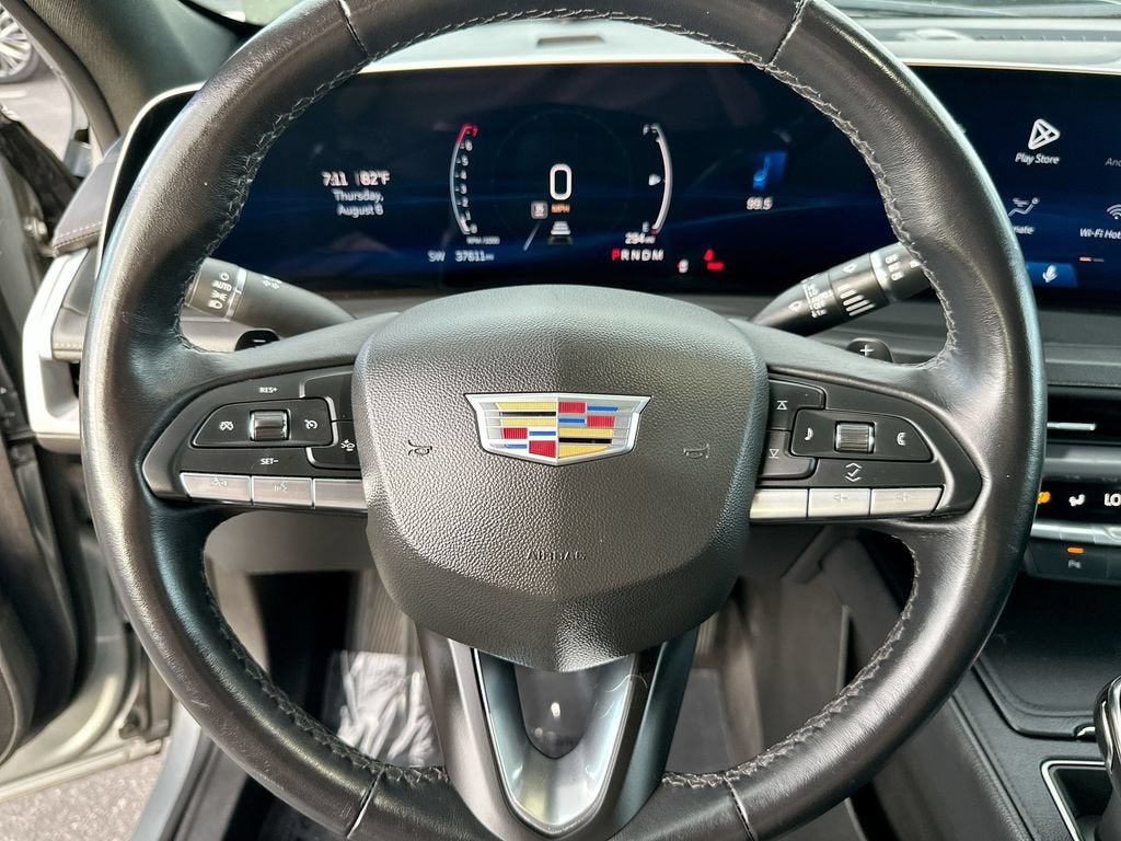 2025 Cadillac XT4 Premium Luxury