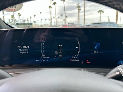 2025 Cadillac XT4 Premium Luxury