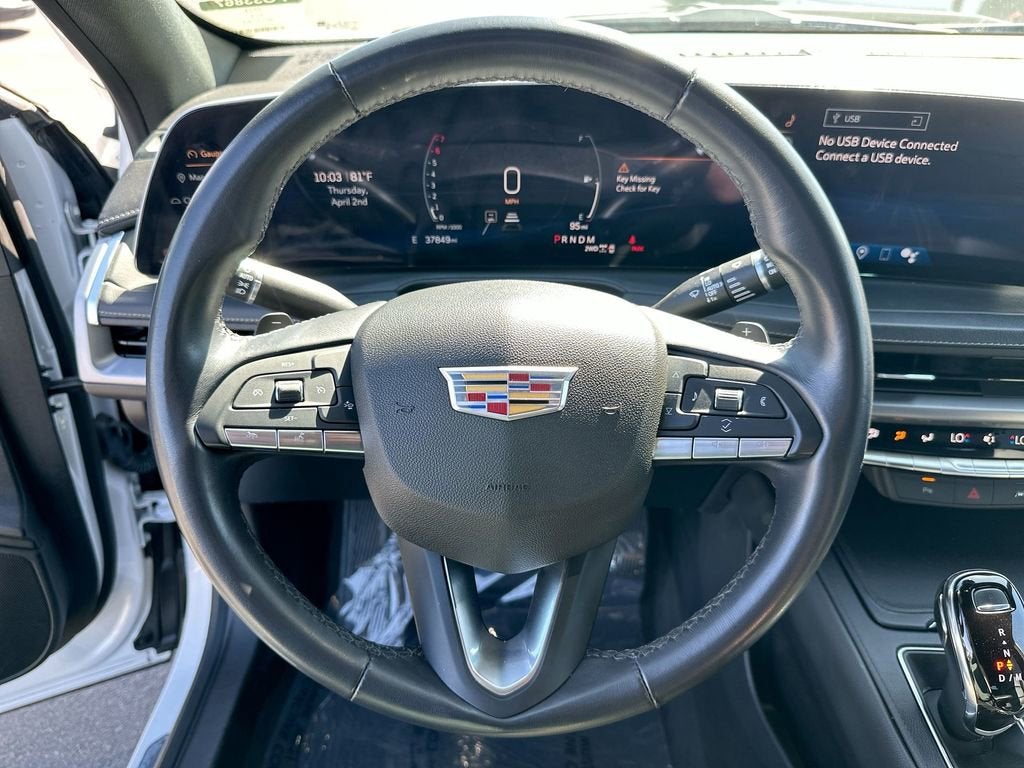 2024 Cadillac XT4 Premium Luxury