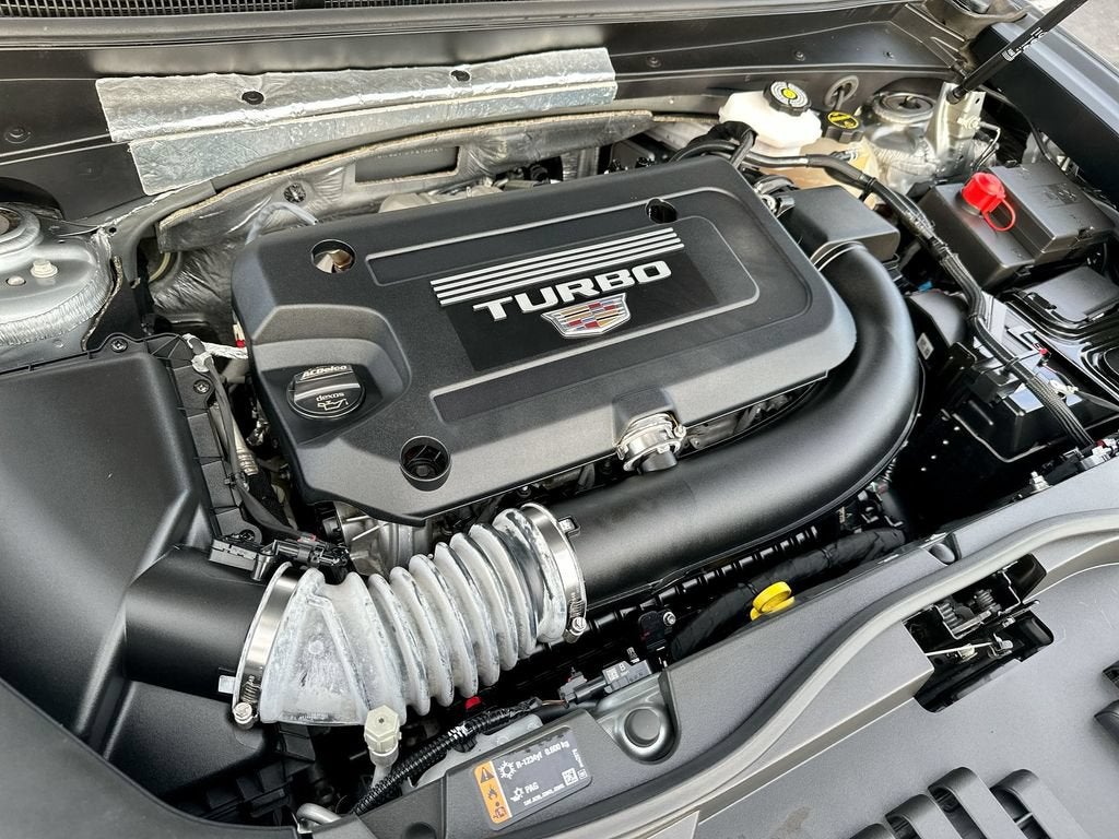 2024 Cadillac XT4 Premium Luxury