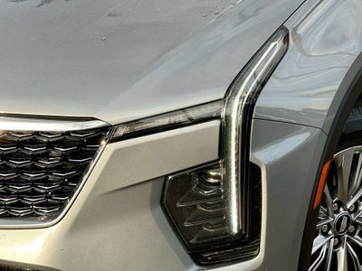 2024 Cadillac XT4 Premium Luxury