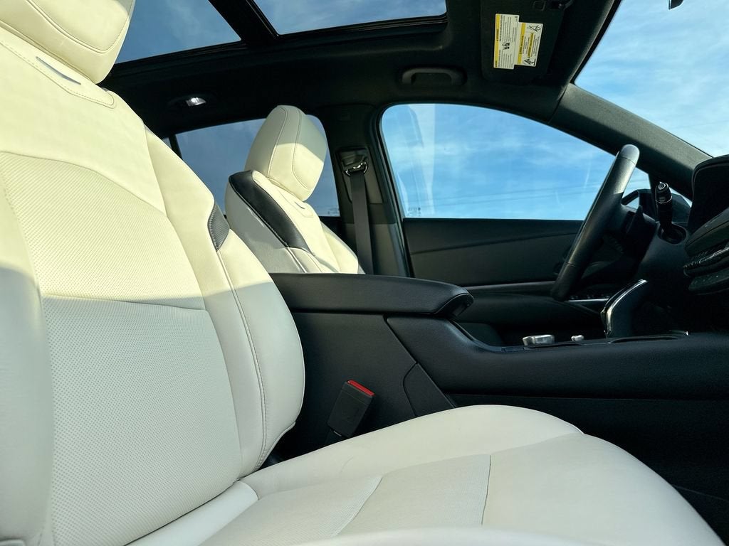 2023 Cadillac XT4 AWD Sport