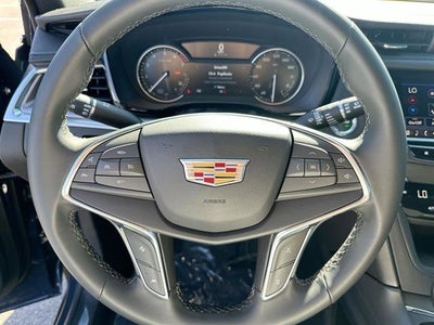 2025 Cadillac XT5 Luxury