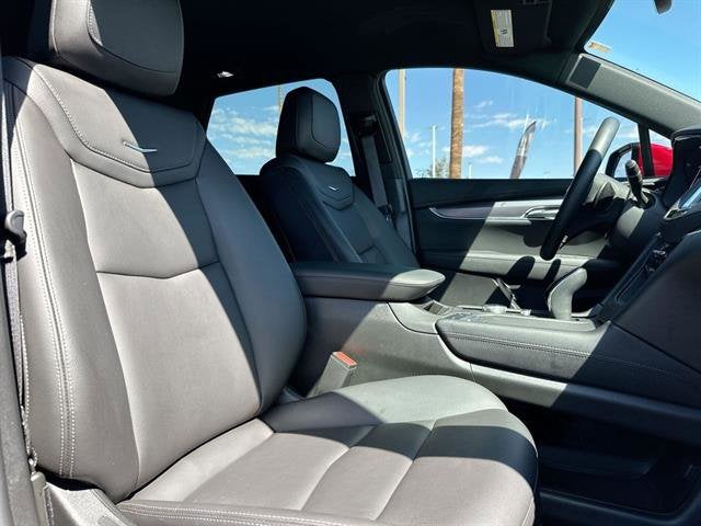 2025 Cadillac XT5 Luxury