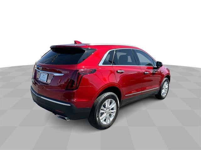 2025 Cadillac XT5 Luxury