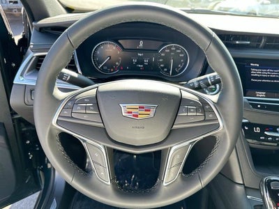 2025 Cadillac XT5 Luxury
