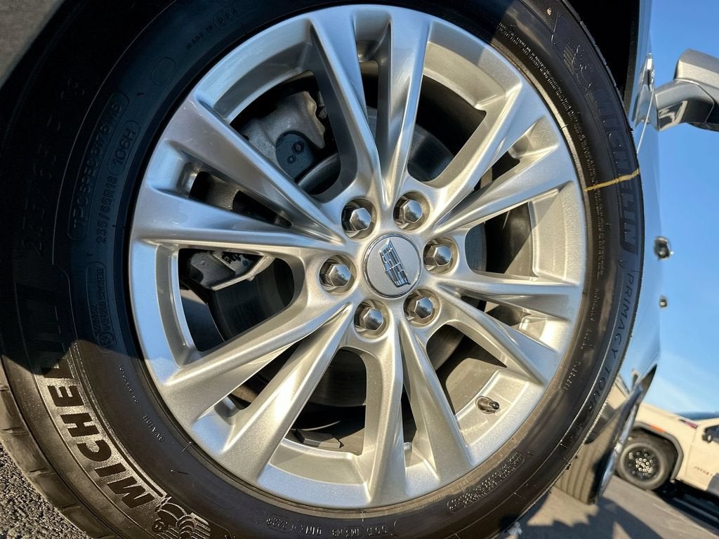 2026 Cadillac XT5 Luxury