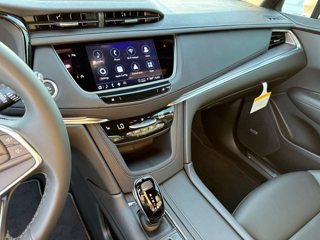 2026 Cadillac XT5 Luxury