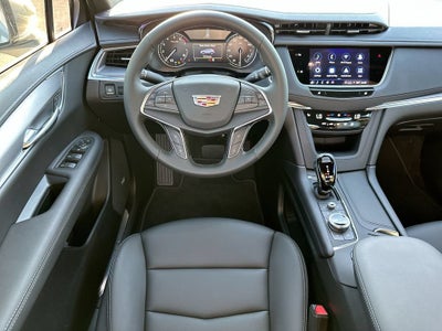 2026 Cadillac XT5 Luxury